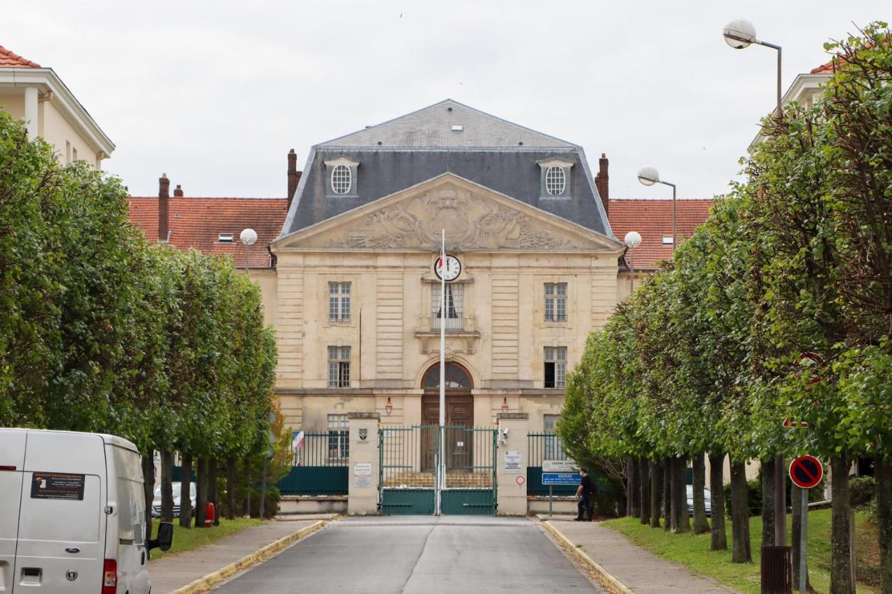 Studio Design Proche Defense-Paris Rueil-Malmaison Ngoại thất bức ảnh
